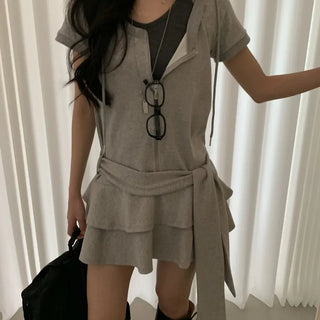 Loose Tiered Deep U-Neck Short Sleeve Hooded Wrap Dress