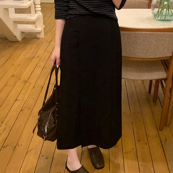 TN Diagonal Cut Long Skirt