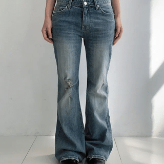 INDIGO Low-Rise Bootcut Pants