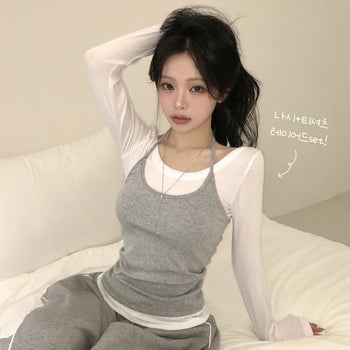 U-Neck Plain Slim Delicate Fit Long Sleeve T-shirt + Halter Neck Sleeveless Layered Outfit Set