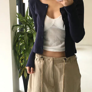 Mute Flower Punching Round Cardigan