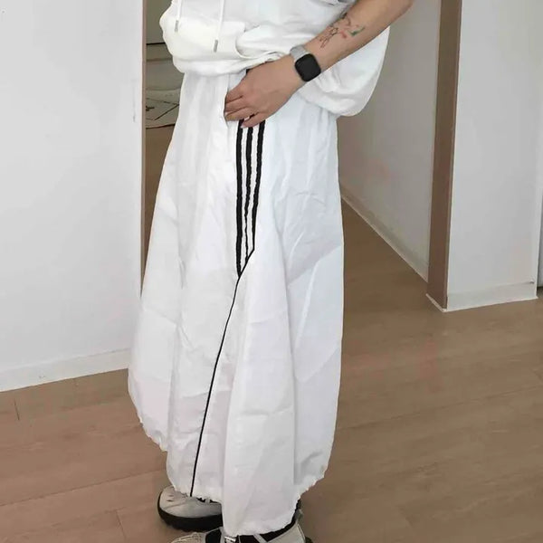 Loose Fit String Contrast Slit Flare A-Line Long Skirt