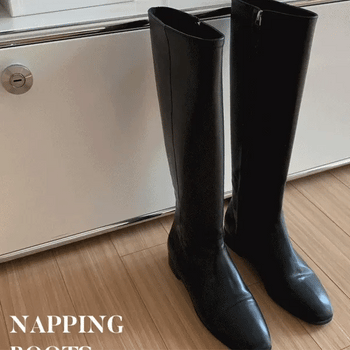Fleece-lined high boots