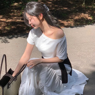 Hakata Asymmetrical Off-Shoulder Short Sleeve T-Shirt