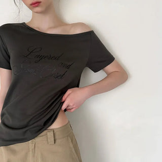 Focus Off-shoulder Glitter Short-sleeve T-shirt