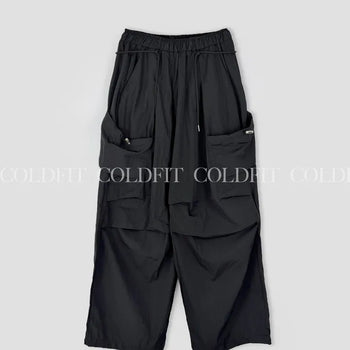 Light wide cargo pants