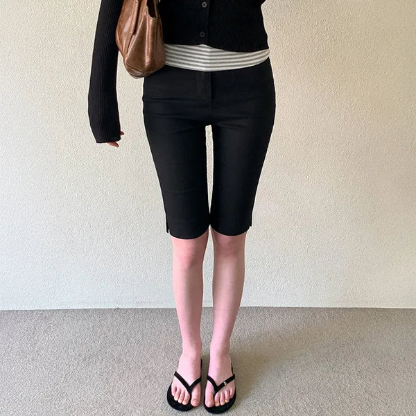 Slit Knee-length Biker Capri Pants