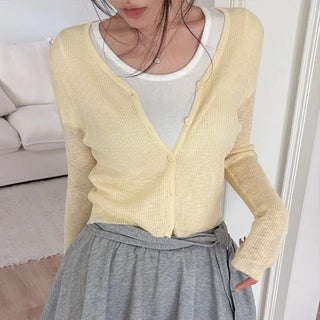 Merit V-neck Salanta Cardigan