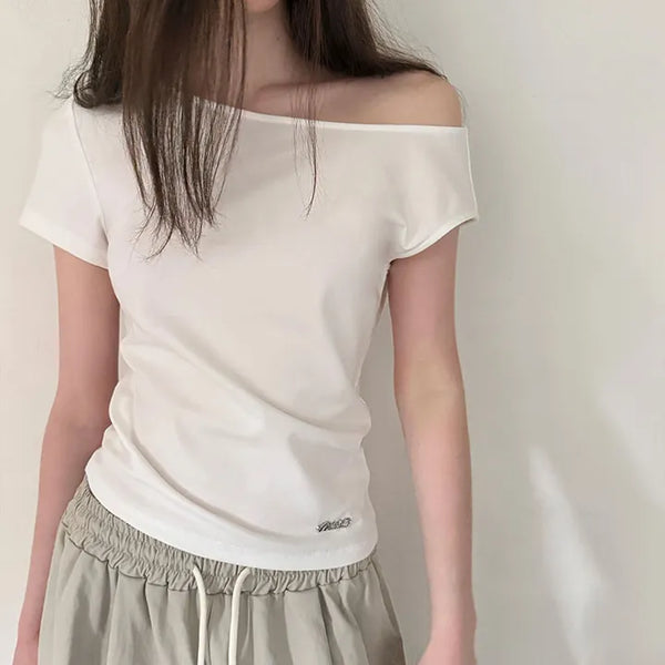 Lilka Asymmetrical Off-shoulder Short Sleeve T-shirt