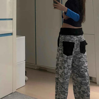 Loose-fit Camo Contrast Cargo Pocket Straight Long Pants