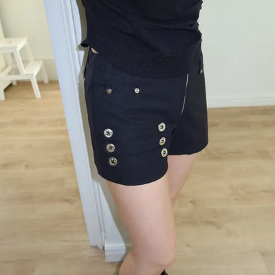 Leon Button-Detail Shorts
