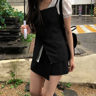 Is Women's Square Layered Stretch Slim Fit Bustier