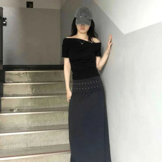 Regular Fit Studded Pleated H-Line Straight Long Skirt