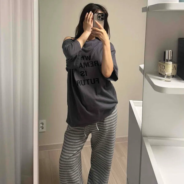 Lettering Slit Loose Fit Short Sleeve T-shirt