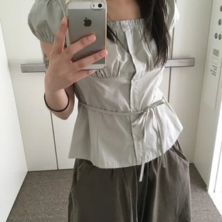 *Fit Guaranteed* Blly Puff Blouse
