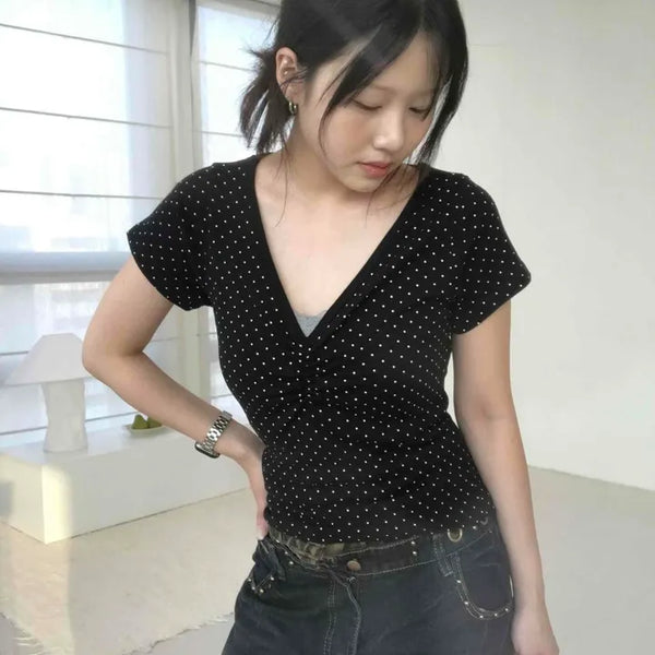 Shirred Dot Wrap Slim Fit Short Sleeve T-shirt