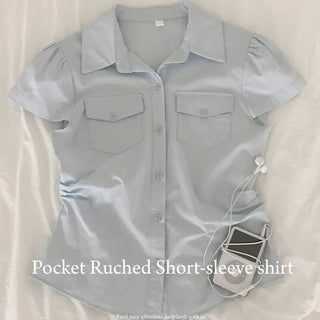 Two-Pocket Collar Side Shirring Delicate Fit Blouse Short Sleeve Shirt