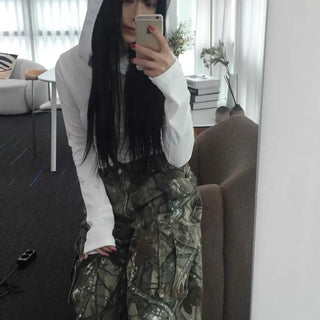 Loose Fit Graphic Print Button Wide Shorts
