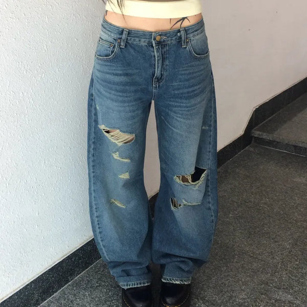 REVOLUTION Ripped Curved Jeans