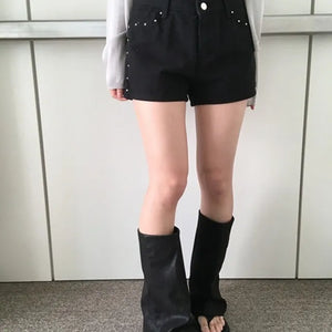 quarter shorts