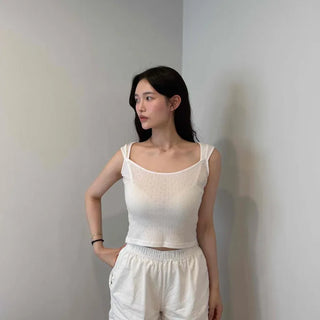 Semon Punching Sleeveless Crop Top