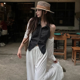 Lovey Check Sleeveless Blouse