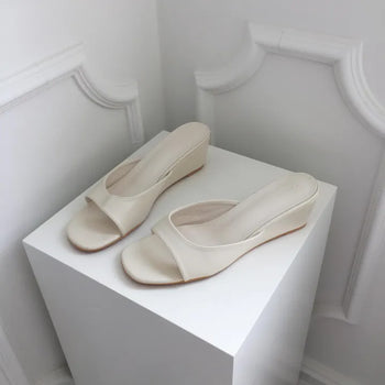 Summer Open-toe Wedge Sandals 6cm Mid-heel Resort Vacation Kitten Heels