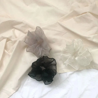 Glassy scrunchie