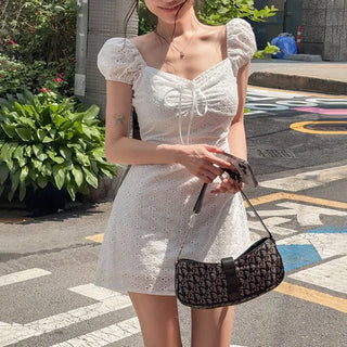 Flat ribbon punched balloon dress