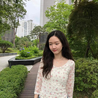 Slim Fit Floral Shirred 3/4 Sleeve Daily Short Sleeve T-shirt