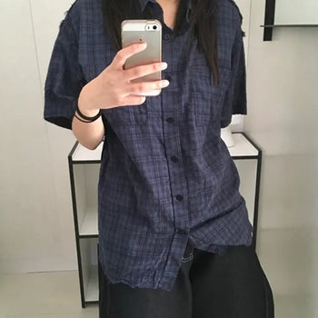 Off-check short-sleeve shirt