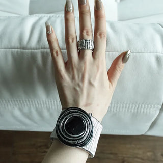 Black Hole Bangle