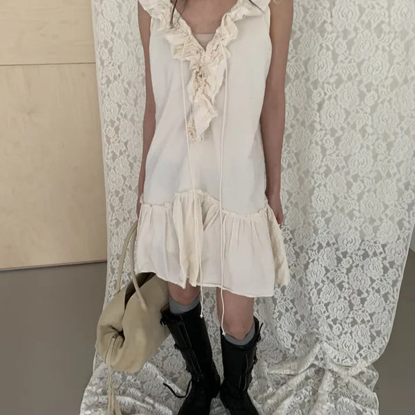 Nitti Mori Girl V-neck Vintage Ruffle Dress