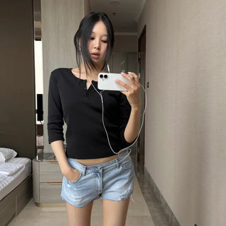 3/4 sleeve Henley tee