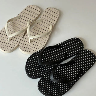 Musket polka dot flip-flops