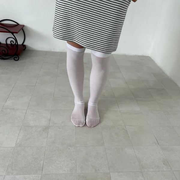 SHEER KNEE HIGH STOCKINGS