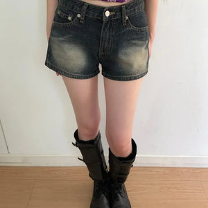 W / Jeans
