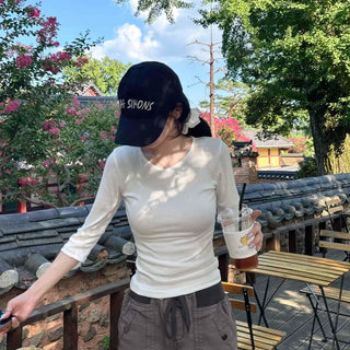 Side Shirring Cinched Waist Delicate Fit Round Neck 3/4 Sleeve T-shirt
