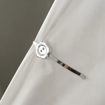 button hair clip