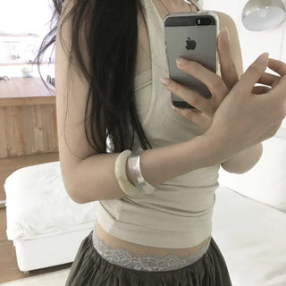 Wave bangle