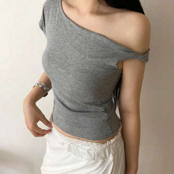 Moven One-Shoulder Short Sleeve T-shirt