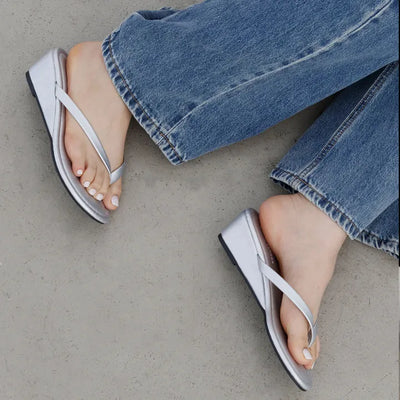 EFT. Loadin Wedge Flipflop Sandals 5cm