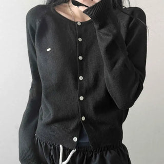 Round Neck Pendant Simple Layered Delicate Fit Crop Knit Cardigan
