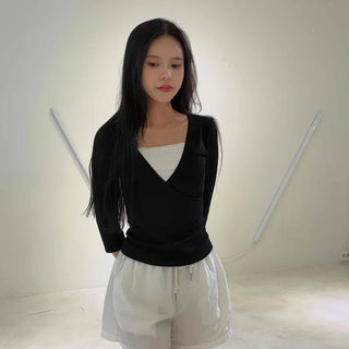 Pose Lace Layered Top V-Neck Sleeve T-Shirt