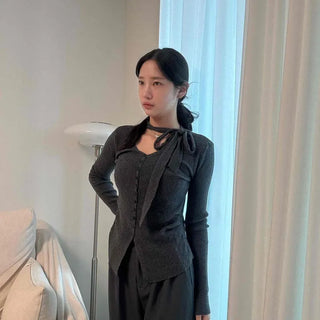 Tie Set V-Neck Button Shirred Ribbed Knit Long Sleeve T-Shirt