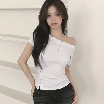 One-Off Shoulder Raglan Ribbed Waist Button Cutout Slim Fit Short Sleeve T-shirt