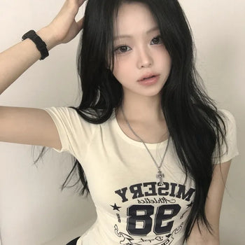 Number Lettering Printed Waist-Cinched U-Neck Side Shirring Slim Fit Short Sleeve T-shirt