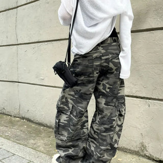 Marron Vintage Hip Camo Wide Cargo Pants