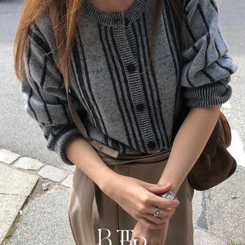 Pebble striped cardigan Angora wool vertical stripe cardigan