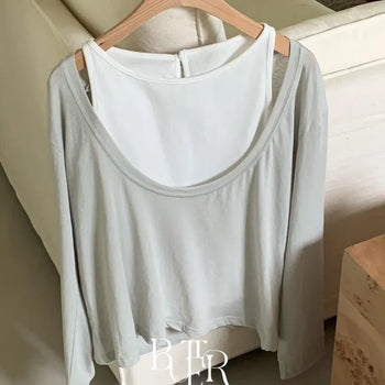 Pickle sleeveless t-shirt, ribbed back buttonhole sleeveless layered t-shirt